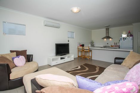 Property photo of 10/4 Melita Drive Helena Valley WA 6056