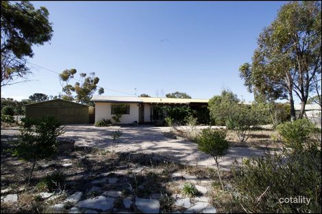 11 Wallschutzky Rd, Streaky Bay, SA 5680