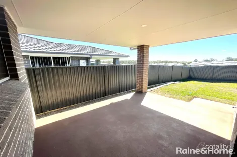 Property photo of 77 Aberglasslyn Road Rutherford NSW 2320