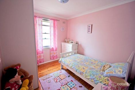Property photo of 15 Princess Mary Street Beacon Hill NSW 2100