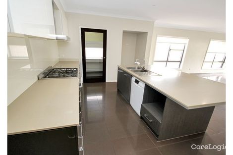 Property photo of 28 Poppy Crescent Springfield Lakes QLD 4300