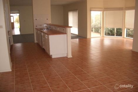 Property photo of 3 Ronaldsay Place Point Cook VIC 3030