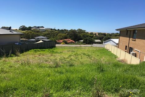 8 FLUKE CT, ENCOUNTER BAY, SA 5211