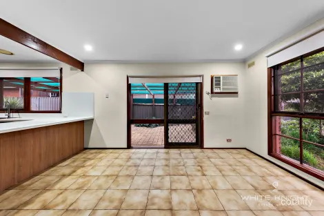 Property photo of 18 Aldershot Drive Keilor Downs VIC 3038