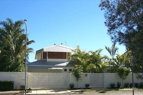 74 Noosa Pde, Noosa Heads, QLD 4567