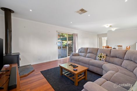 Property photo of 33 Winwood Drive Ferntree Gully VIC 3156