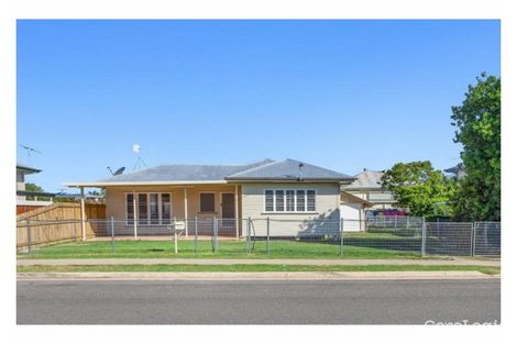 125 Main St, Park Avenue, QLD 4701