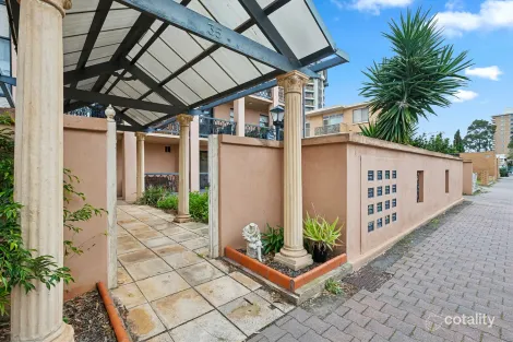 1/35 Nile St, Glenelg, SA 5045
