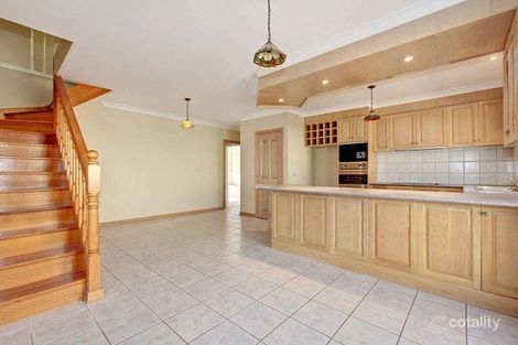 Property photo of 11 Longhurst Crescent Hillside VIC 3037