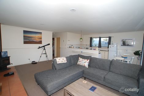 Property photo of 25 Government Road Loch Sport VIC 3851