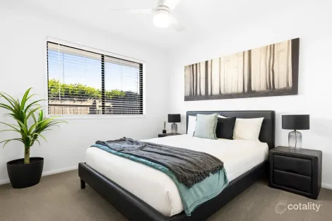Property photo of 69 Webcke Crescent Kleinton QLD 4352