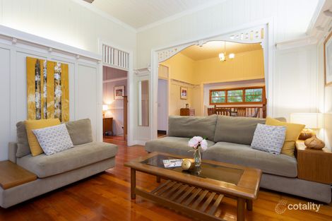 Property photo of 11 Peasant Street Holland Park West QLD 4121