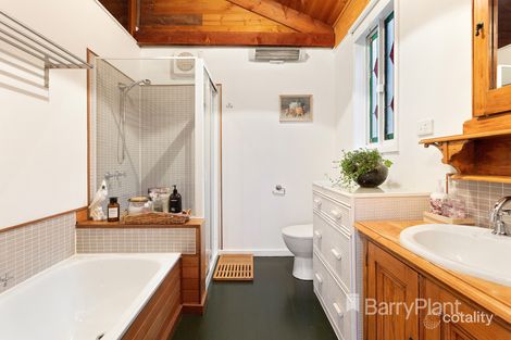 Property photo of 19A Falkiner Street Eltham VIC 3095