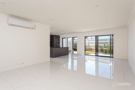 Property photo of 37/126 Marina Quays Boulevard Hope Island QLD 4212