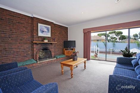 3 Edgecombe St, Hamlyn Heights, VIC 3215