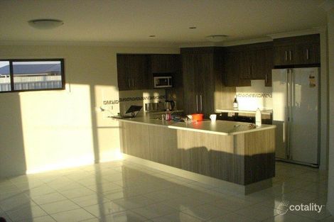 Property photo of 2/1 Moriarty Street Emerald QLD 4720