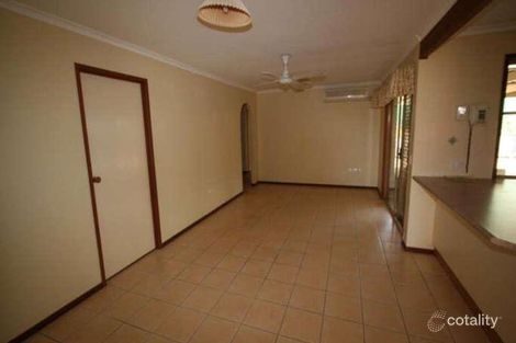 Property photo of 9 Lintrose Court Edens Landing QLD 4207
