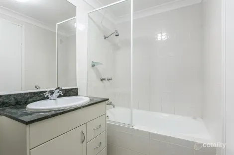 Property photo of 8/34-38 Boronia Street Dee Why NSW 2099