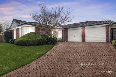 Property photo of 4 Kingsmere Drive Berwick VIC 3806