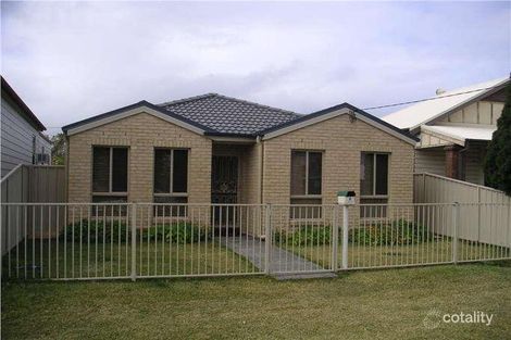 8 Ida St, Mayfield, NSW 2304