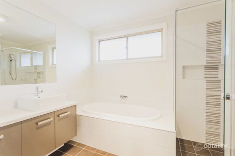 Property photo of 33 Brookwater Circuit Colebee NSW 2761