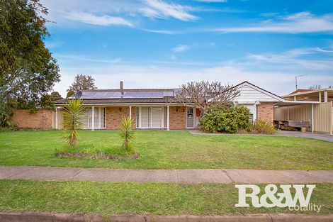 2 The Grandstand, St Clair, NSW 2759