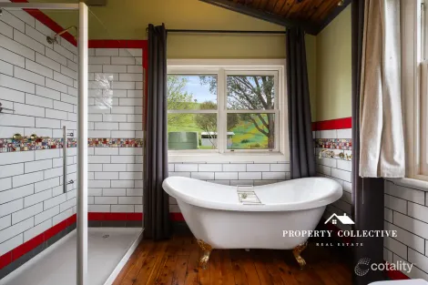 Property photo of 4 Murrays Lane Mudgegonga VIC 3737