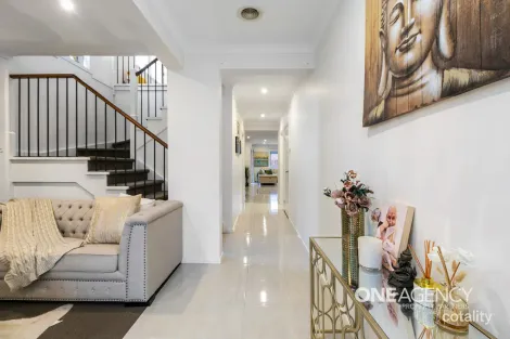 Property photo of 115 Bondi Parade Point Cook VIC 3030