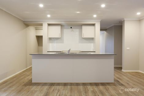 Property photo of 51 Fisher Court Werribee VIC 3030