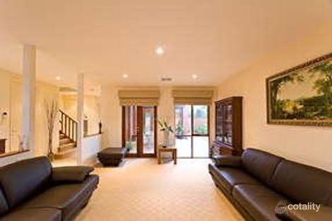 Property photo of 25 The Common Macleod VIC 3085