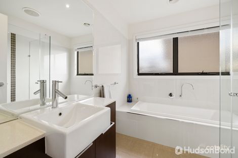 Property photo of 19A Jacana Avenue Templestowe Lower VIC 3107