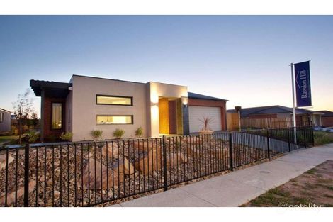 15 Alarah Bvd, Cranbourne West, VIC 3977