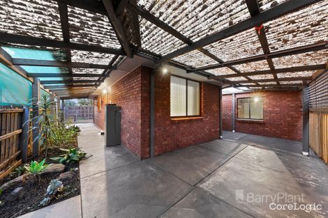 Property photo of 13 Varsity Court Albanvale VIC 3021