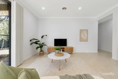 Property photo of 9 Discovery Drive Tarneit VIC 3029