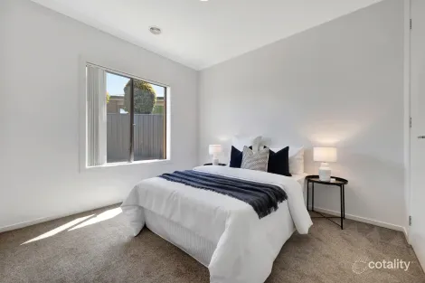 Property photo of 9 Discovery Drive Tarneit VIC 3029