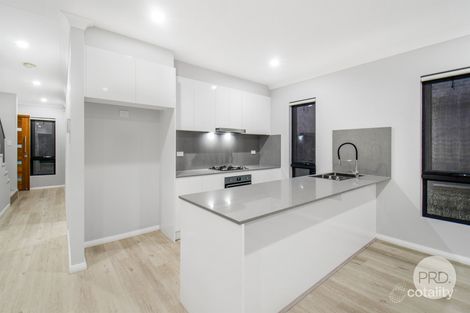 Property photo of 6 Cunningham Crescent Bardia NSW 2565