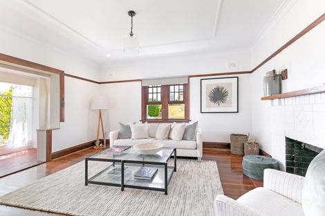 Property photo of 54 Gardere Avenue Curl Curl NSW 2096