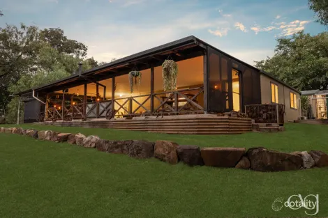 Property photo of 30 Gutt Road Regency Downs QLD 4341