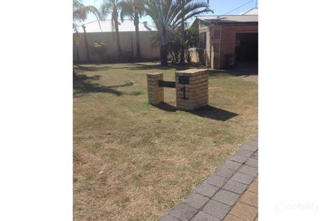 Property photo of 1 Moyup Way South Yunderup WA 6208
