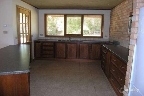 Property photo of 23 Roberts Creek Road Porepunkah VIC 3740