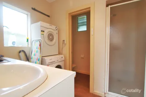 Property photo of 1235 North Road Oakleigh VIC 3166