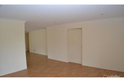 4/17 Mallard Way, Cannington, WA 6107