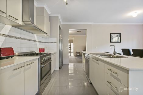 Property photo of 4 Rathlin Avenue Junortoun VIC 3551