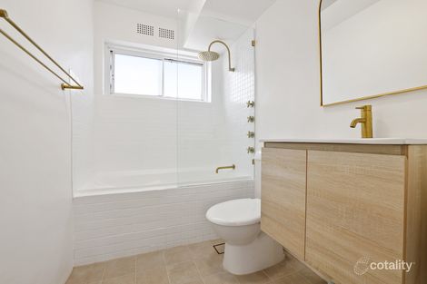 Property photo of 4/111 Pacific Parade Dee Why NSW 2099