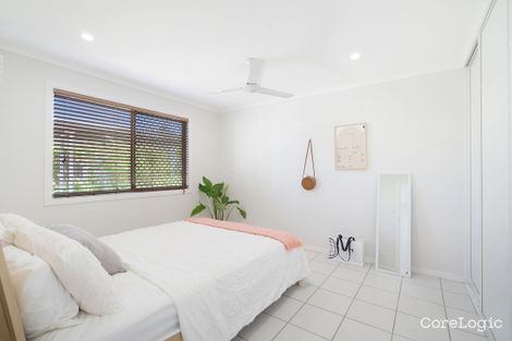 Property photo of 2/22 Pacific Drive Blacks Beach QLD 4740