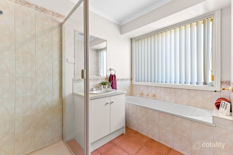 Property photo of 21 Dunmera Crescent Narre Warren South VIC 3805