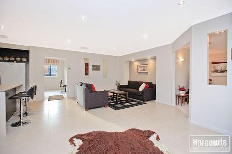 Property photo of 17 Michigan Grange Pakenham VIC 3810