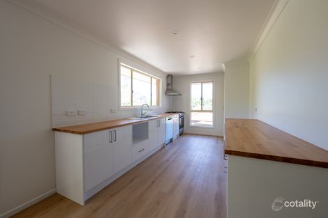 Property photo of 7 Mundurra Avenue Ocean Shores NSW 2483