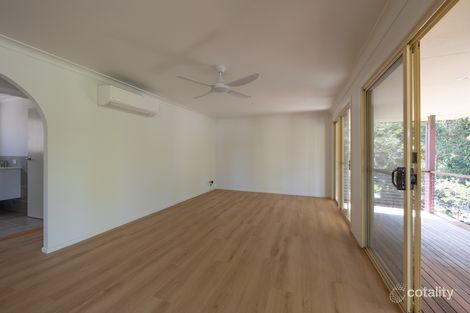Property photo of 7 Mundurra Avenue Ocean Shores NSW 2483
