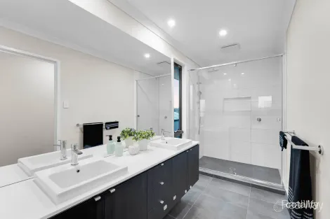 Property photo of 113 Dublin Avenue Spring Mountain QLD 4300